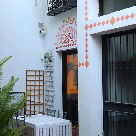Oasis Backpackers' Hostel Granada-3
